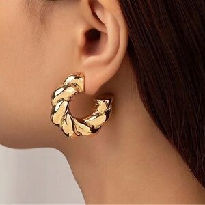 NEW Gold-Tone Twisted Chunky Hoop Earrings